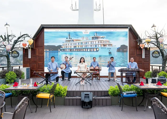 L'amour Cruise Ha Long