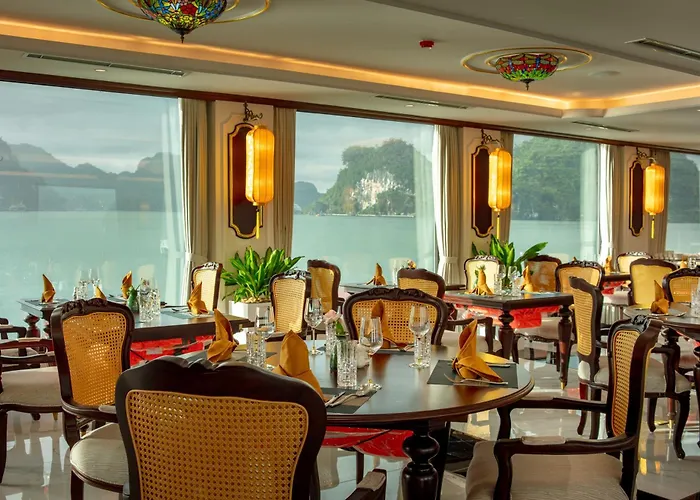 L'amour Cruise Ha Long