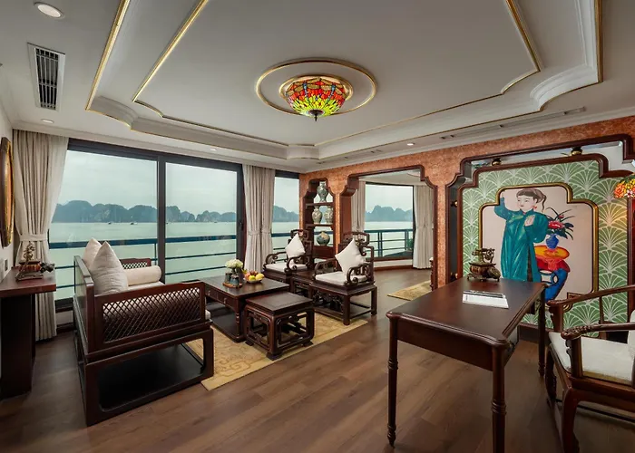 Botel L'amour Cruise 5*